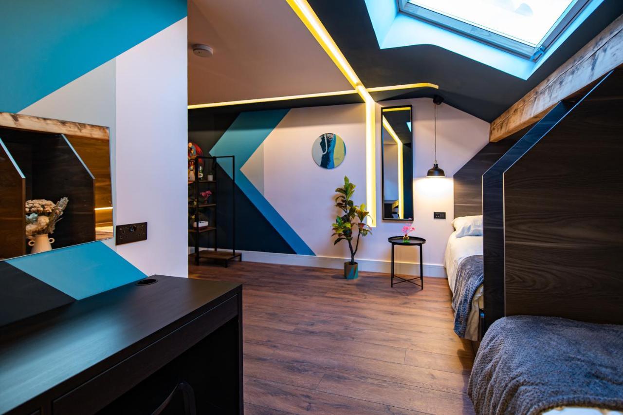 The Nest - Luxury 16 Person Apt W Jacuzzi & Parking Blackpool Exterior photo