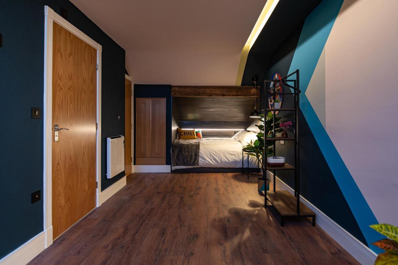 The Nest - Luxury 16 Person Apt W Jacuzzi & Parking Blackpool Exterior photo