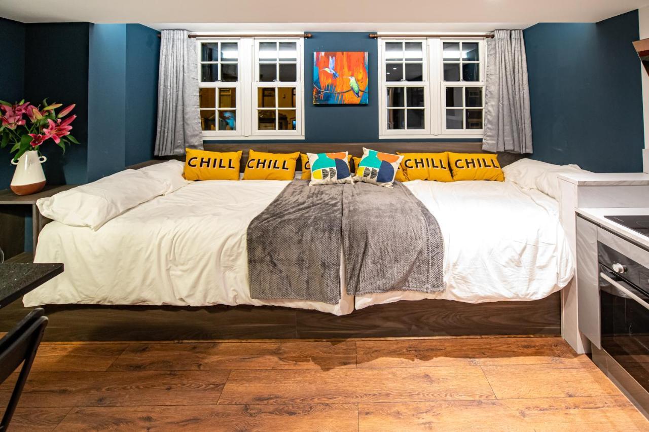 The Nest - Luxury 16 Person Apt W Jacuzzi & Parking Blackpool Exterior photo