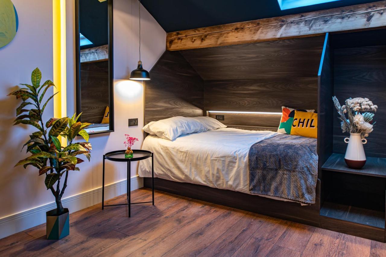 The Nest - Luxury 16 Person Apt W Jacuzzi & Parking Blackpool Exterior photo