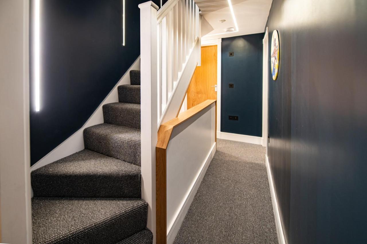The Nest - Luxury 16 Person Apt W Jacuzzi & Parking Blackpool Exterior photo
